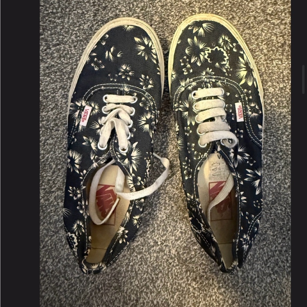 Rare Desert Flower Vans - Picture 3 of 3